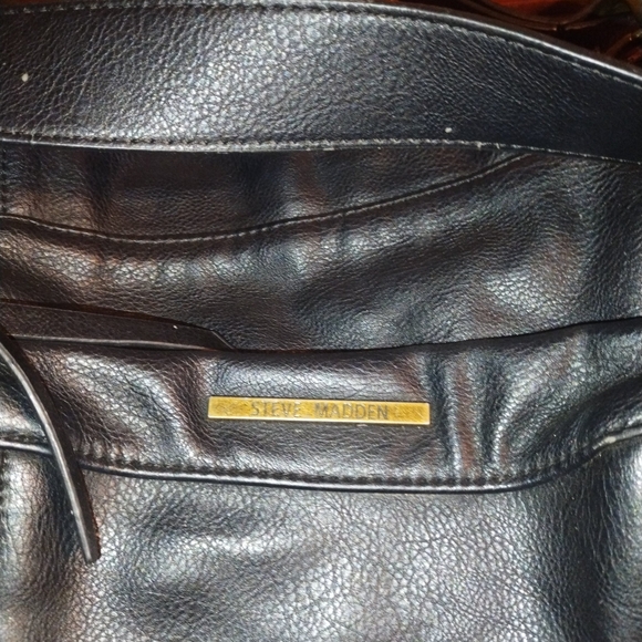 Vintage Steve Madden Black Crossbody Bag - Picture 3 of 5